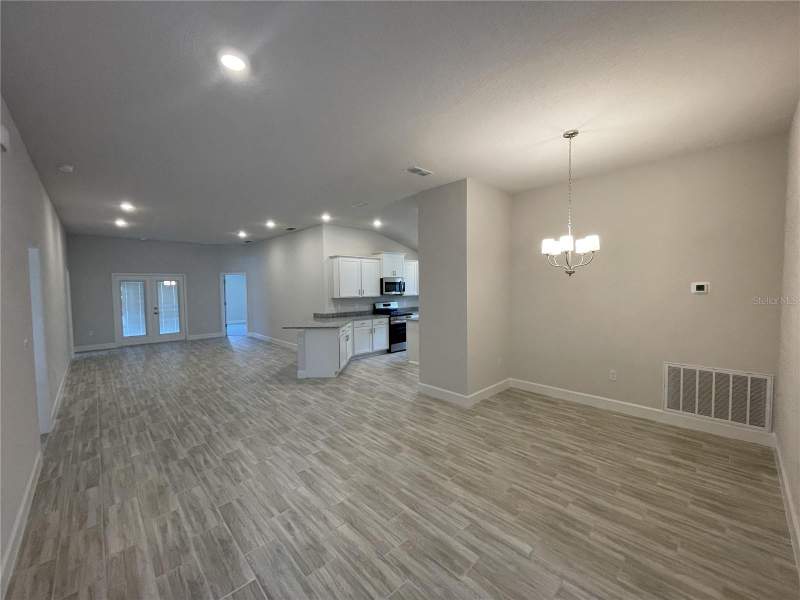 4 bedroom Single Family Residence at 13374 Ogden Glade Road, Abbey Glen Phase Two, Dade City — photo 3