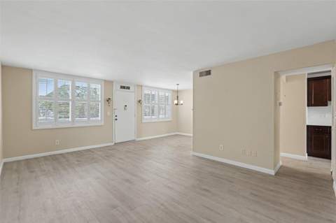 4720 Locust Street #206, St Petersburg FL - photo 7 of 34