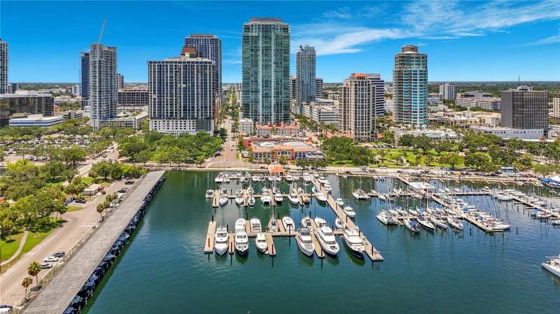 2 bedroom Condominium at 100 1st Avenue #1106, One St Petersburg Condo, St Petersburg — photo 3