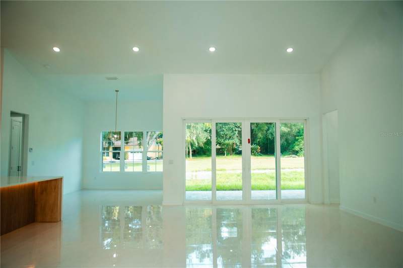 4 bedroom Single Family Residence at 435 Ruth Street, West Brantley Lake Road Heights, Longwood — photo 3