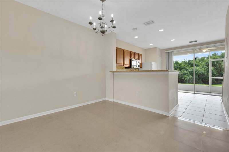 2 bedroom Townhouse at 10173 Bessemer Pond Court, Valhalla Ph 3-4, Riverview — photo 4