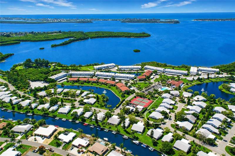 2 bedroom Condominium at 9406 Andover Circle, Mount Vernon Ph 1-B, Bradenton — photo 3