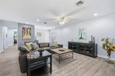 4339 50th Avenue, St Petersburg FL - photo 6 of 6