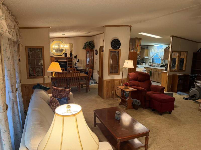3 bedroom Manufactured Home at 7650 SW 10th Street, Ocala Thoroughbred Acres, Ocala — photo 2