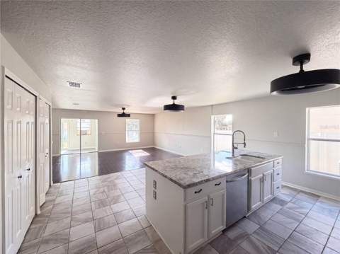 5604 Royal Hills Drive, Winter Haven FL - photo 8 of 26
