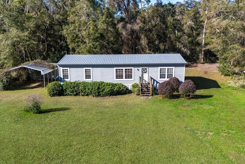 3 bedroom Manufactured Home at 21800 SW 15th Avenue, Newberry, Newberry — photo 2