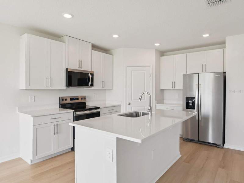 3 bedroom Single Family Residence at 3906 Nature Sound Lane, The Grove At Stuart Crossing, Bartow — photo 5