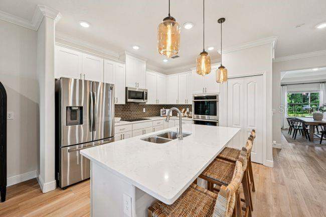 4 bedroom Single Family Residence at 16125 Mellon Road, Royal Highlands, Weeki Wachee — photo 3