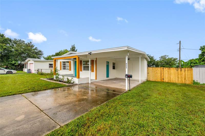 3 bedroom Single Family Residence at 8176 65th Street, Avondale Estates, Pinellas Park — photo 2