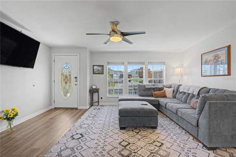 37602 Lilly Bea Avenue, Zephyrhills FL - photo 12 of 50