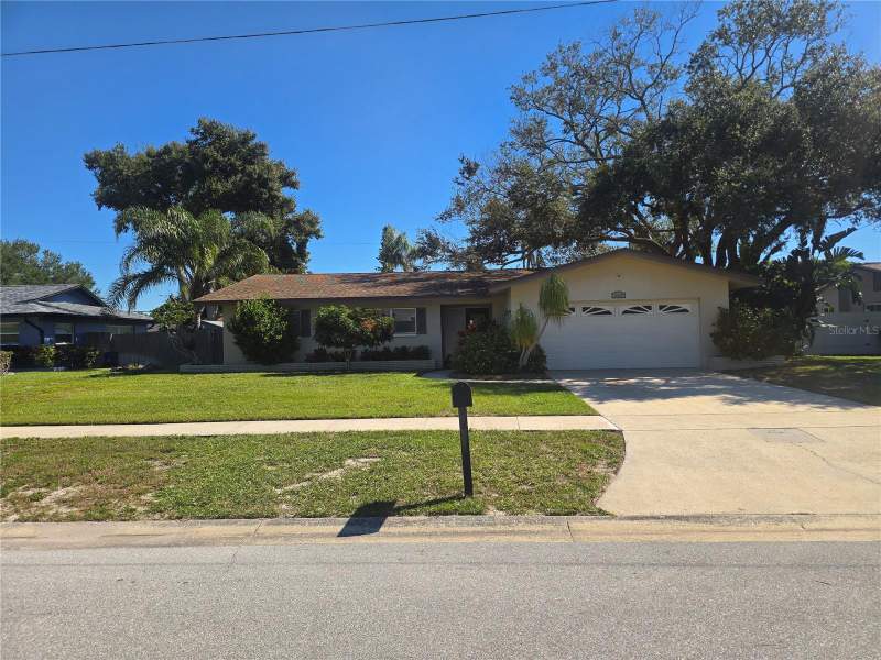 3 bedroom Single Family Residence at 1117 Webb Drive, Ambleside 2nd Add, Clearwater — photo 2