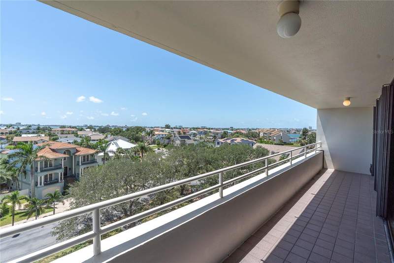 3 bedroom Condominium at 5950 Pelican Bay Plaza #601, Pelican Bay Yacht Club Condo Bldg A, Gulfport — photo 4