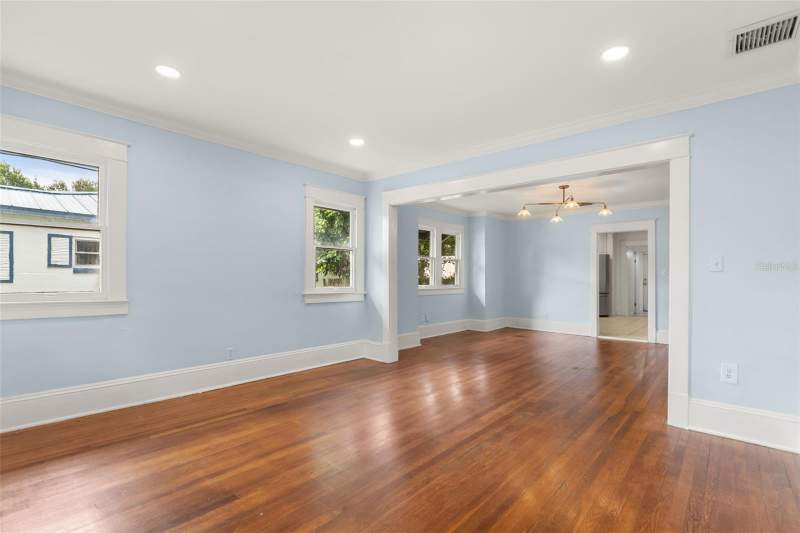 3 bedroom Single Family Residence at 1915 E Concord Street, East View Park, Orlando — photo 3