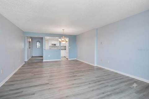 800 S Gulfview Boulevard #403, Clearwater Beach FL - photo 17 of 54