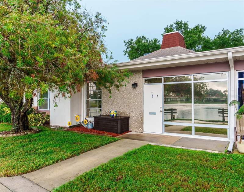 4318 TAHITIAN GARDENS CIRCLE #F home for sale in Tahitian Gardens