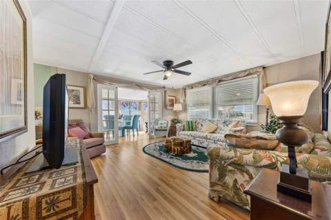 201 Jacaranda Drive, Leesburg FL - photo 6 of 6
