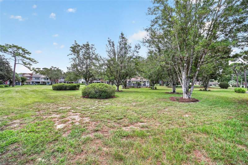 2 bedroom Townhouse at 8830 SW 98th Place #F, On Top Of The World, Ocala — photo 5