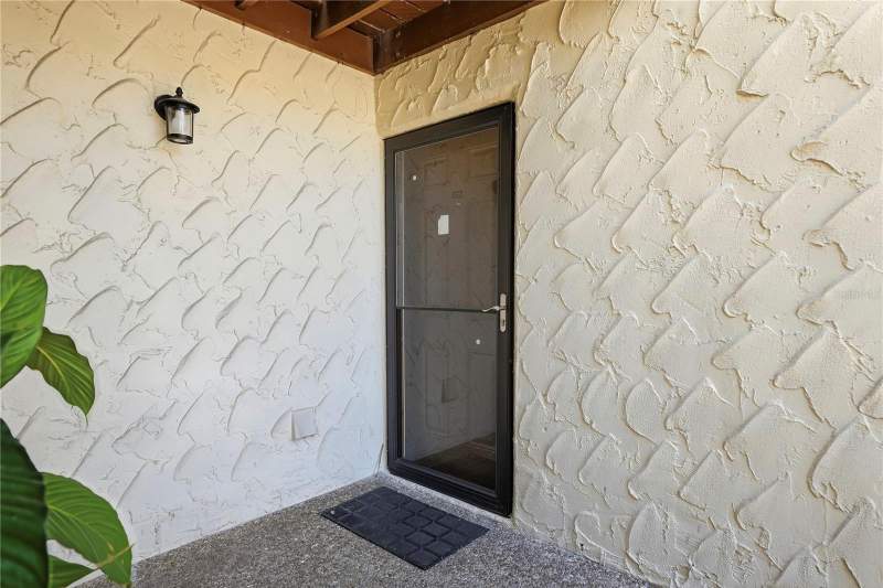 2 bedroom Condominium at 724 115 Avenue #2205, Peppertree Lake Condo, St Petersburg — photo 2
