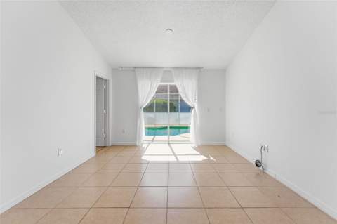 1043 Soaring Eagle Lane, Kissimmee FL - photo 14 of 64