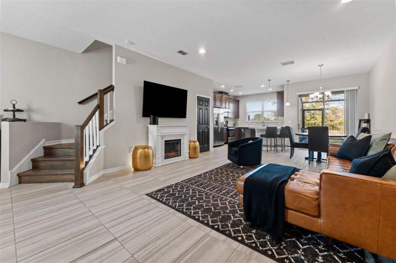 3 bedroom Townhouse at 29913 Southwell Lane, Windermere Estates, Wesley Chapel — photo 2