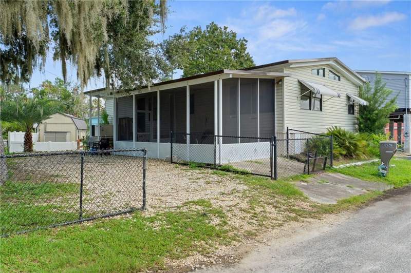 2 bedroom home at 10267 W Hadley Court, Homosassa, Homosassa — photo 2