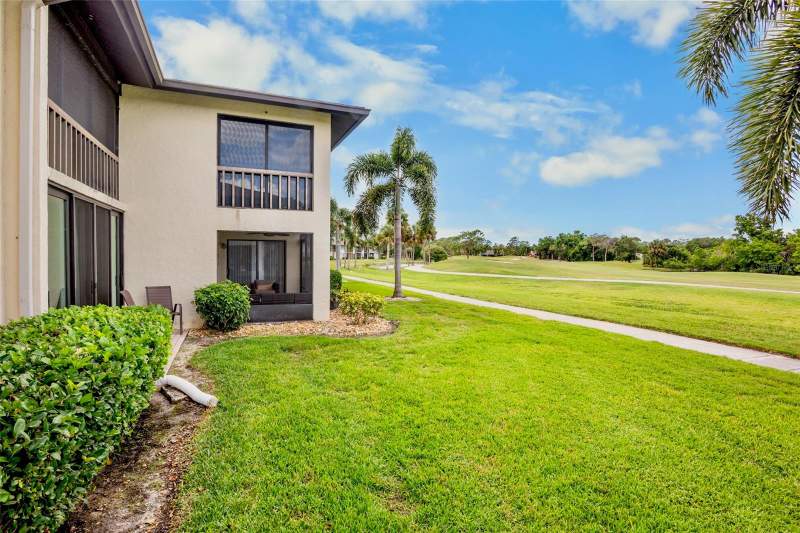 2 bedroom Condominium at 4623 Longwater Chase #112 Bldg J, Longwater Chase, Sarasota — photo 3
