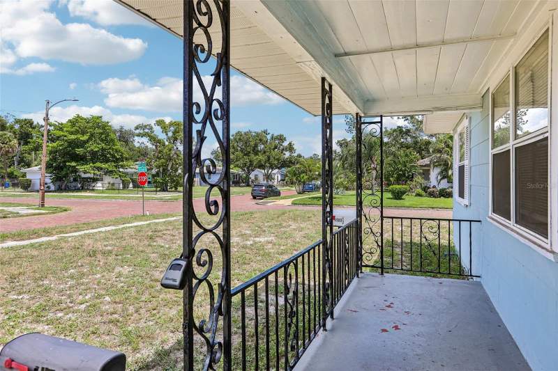 5 bedroom Single Family Residence at 4500 3rd Avenue, Halls Central Ave 3, St Petersburg — photo 4