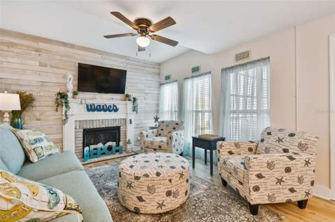315 Medallion Boulevard #E, Madeira Beach FL - photo 7 of 79