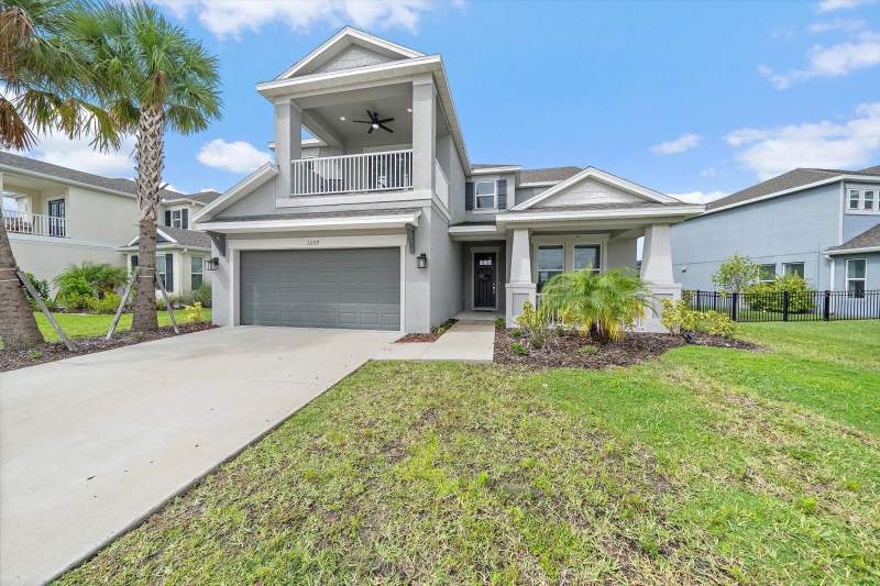 5 bedroom Single Family Residence at 11107 Fieldstone Drive, Artisan Lakes Eaves Bend Ph II Subph A,, Palmetto — photo 2