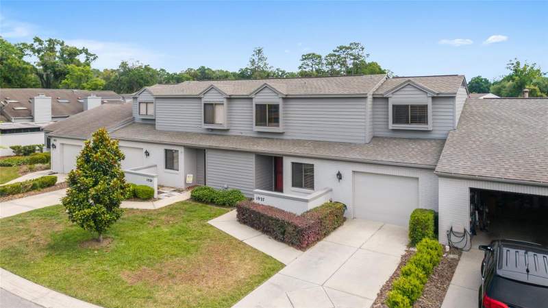 3 bedroom Townhouse at 1927 SE 37th Court Circle, Crestwood North Village Un 42, Ocala — photo 4