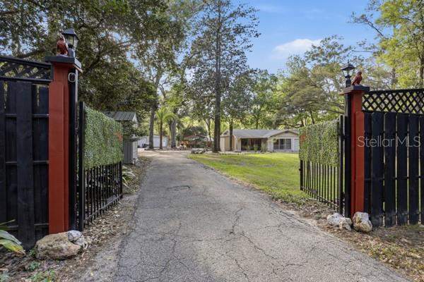 3 bedroom Single Family Residence at 3630 NW 136th Street, Gainesville, Gainesville — photo 3