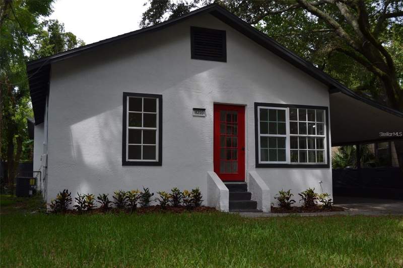 8210 N KLONDYKE STREET home for sale in Sulphur Springs