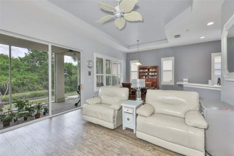 1050 Regal Manor Way, Sun City Center FL - photo 10 of 47