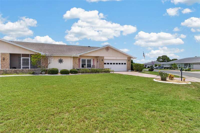 2 bedroom Single Family Residence at 907 Bluewater Drive, Sun City Center Unit 45, Sun City Center — photo 2