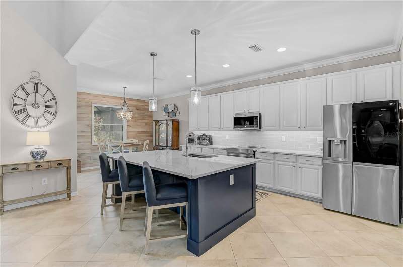5 bedroom Single Family Residence at 20275 Granlago Drive, Gran Paradiso Ph 1, Venice — photo 4