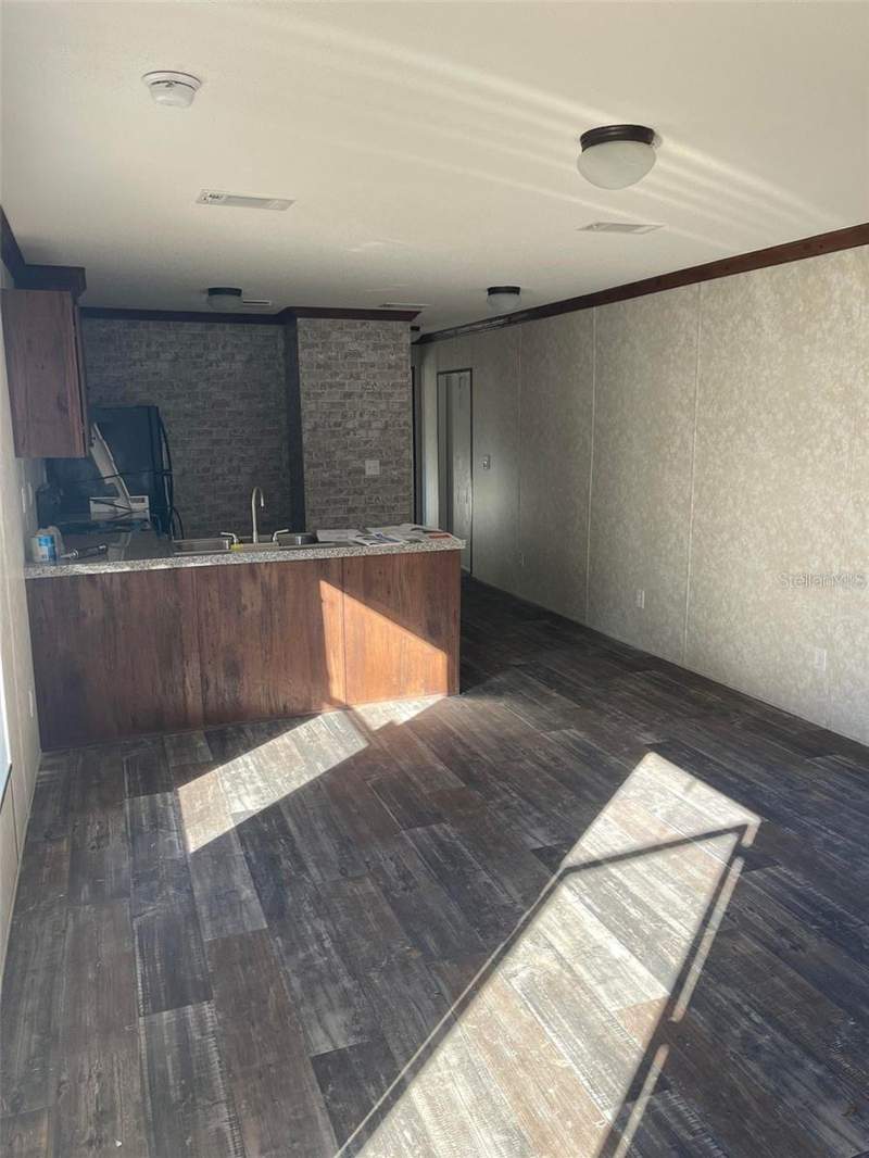 2 bedroom Manufactured Home at 11347 NW 12th Lane, Ocala Estate, Ocala — photo 5