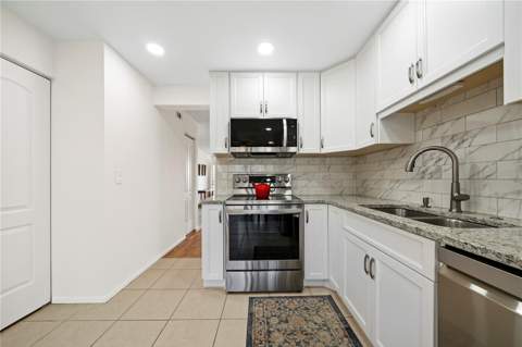 4910 Bay Street #311, St Petersburg FL - photo 12 of 48