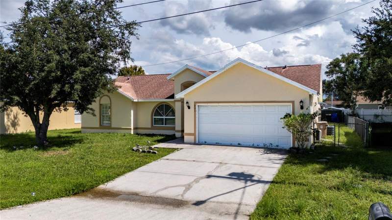 221 CHADWORTH DRIVE home for sale in Poinciana Village 1 Nbhd 1 North
