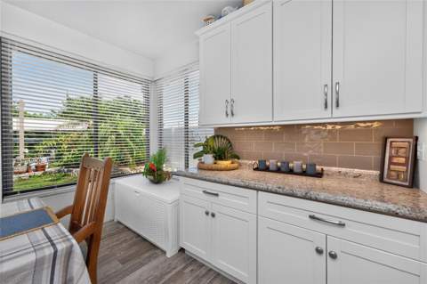 2041 S Pine Street, Englewood FL - photo 18 of 47