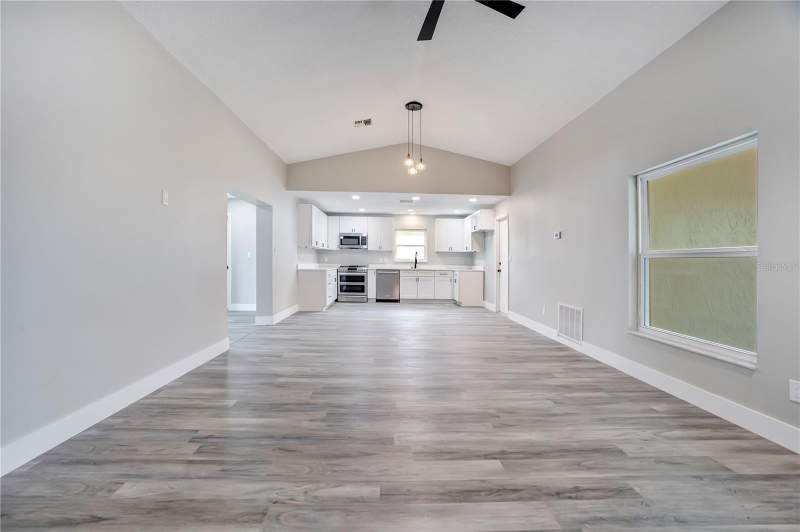 4 bedroom Single Family Residence at 11405 Stamfield Drive, Somerset Village, Orlando — photo 3