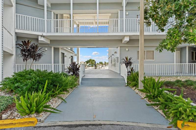 3 bedroom Condominium at 610 Island Way #408, 610 Island Way Condo, Clearwater — photo 4