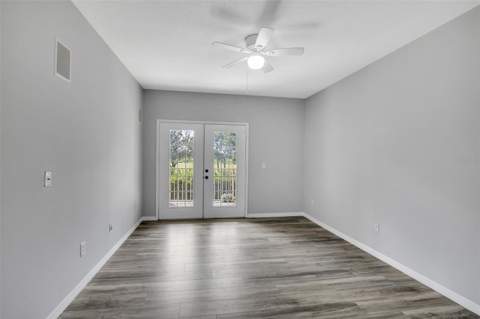 14226 Fredricksburg Drive #220, Orlando FL - photo 21 of 35