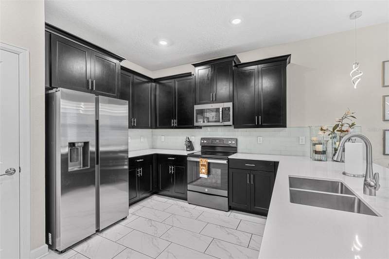 7 bedroom Single Family Residence at 9032 Sommerset Hills Drive, Stoneybrook South North Prcl Ph 5, Davenport — photo 4
