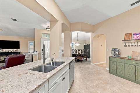 2333 Brookfield Greens Circle #45, Sun City Center FL - photo 6 of 6