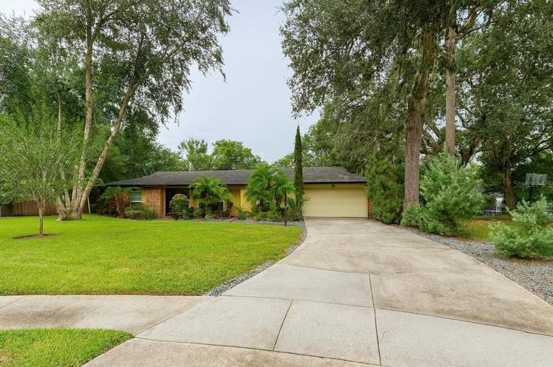 414 TIMBERCOVE CIRCLE home for sale in Sweetwater Oaks