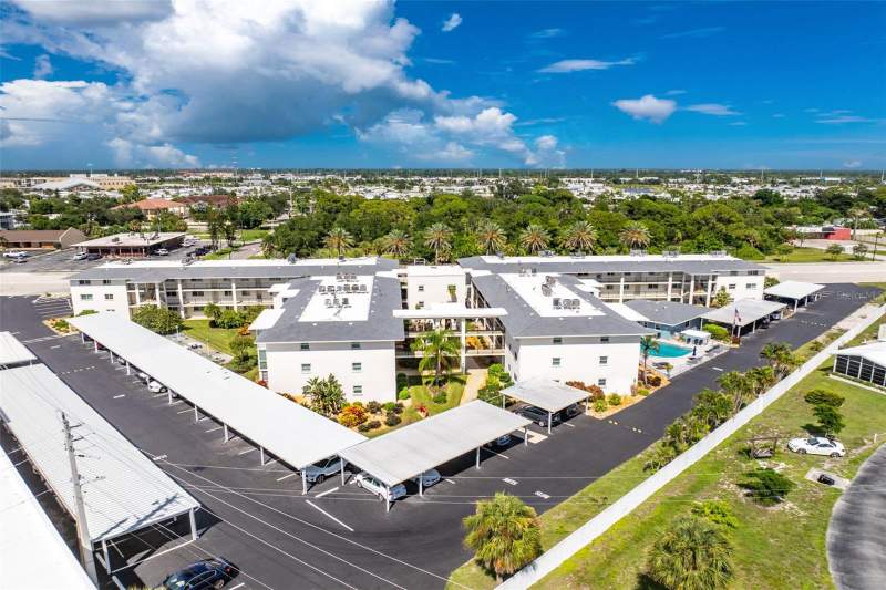 2 bedroom Condominium at 708 TAMIAMI TRAIL #317, HOLIDAY APTS, VENICE — photo 1