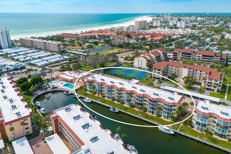 1 bedroom Condominium at 1250 N Portofino Drive #304, Siesta Harbor II, Sarasota — photo 2