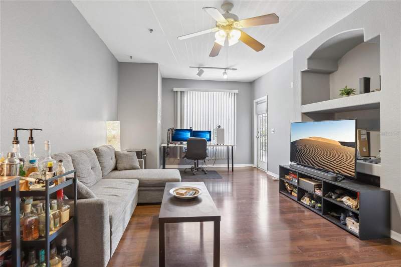 1 bedroom Condominium at 13110 Arbor Isle Drive #201, The Falls At New Tampa A Condo, Temple Terrace — photo 5