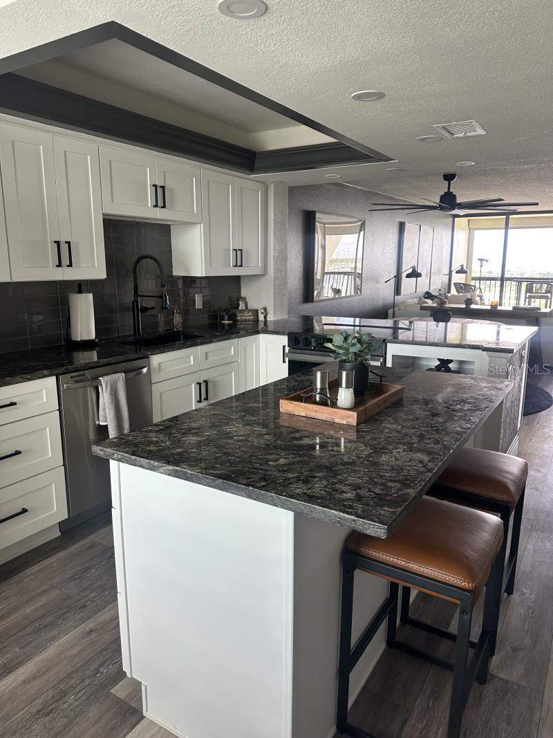 2 bedroom Condominium at 9425 Blind Pass Road #1207, Constellation The Condo, St Petersburg — photo 4