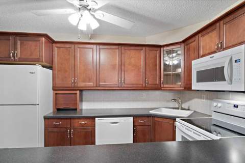 1127 Pine Ridge Circle #A2, Tarpon Springs FL - photo 6 of 17